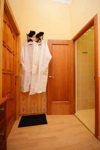 Гостевой дом  Геральда на Невском 126 Санкт-Петербург-5